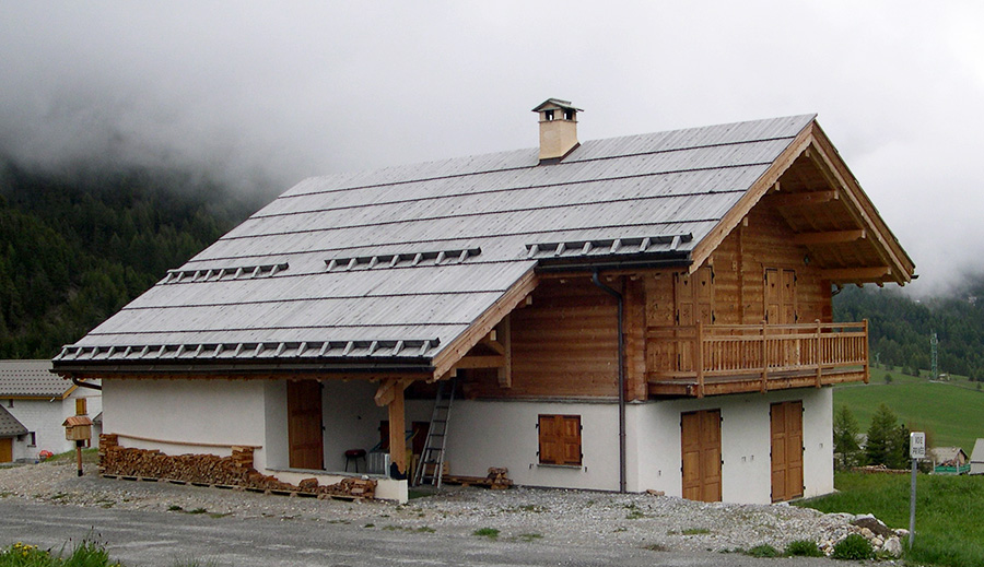 Chalet à madriers bois croisés